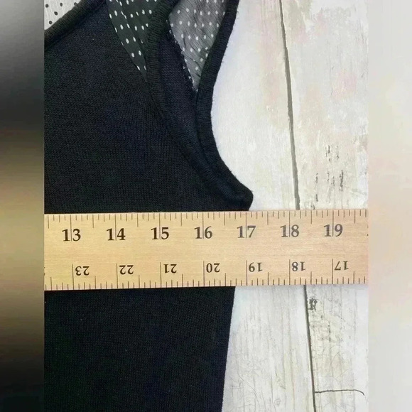 H&M Blouse Black and White pattern size 10 Lightweight - Picture 9 of 11